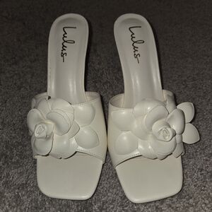 Lulu's White Floral Women's Mules